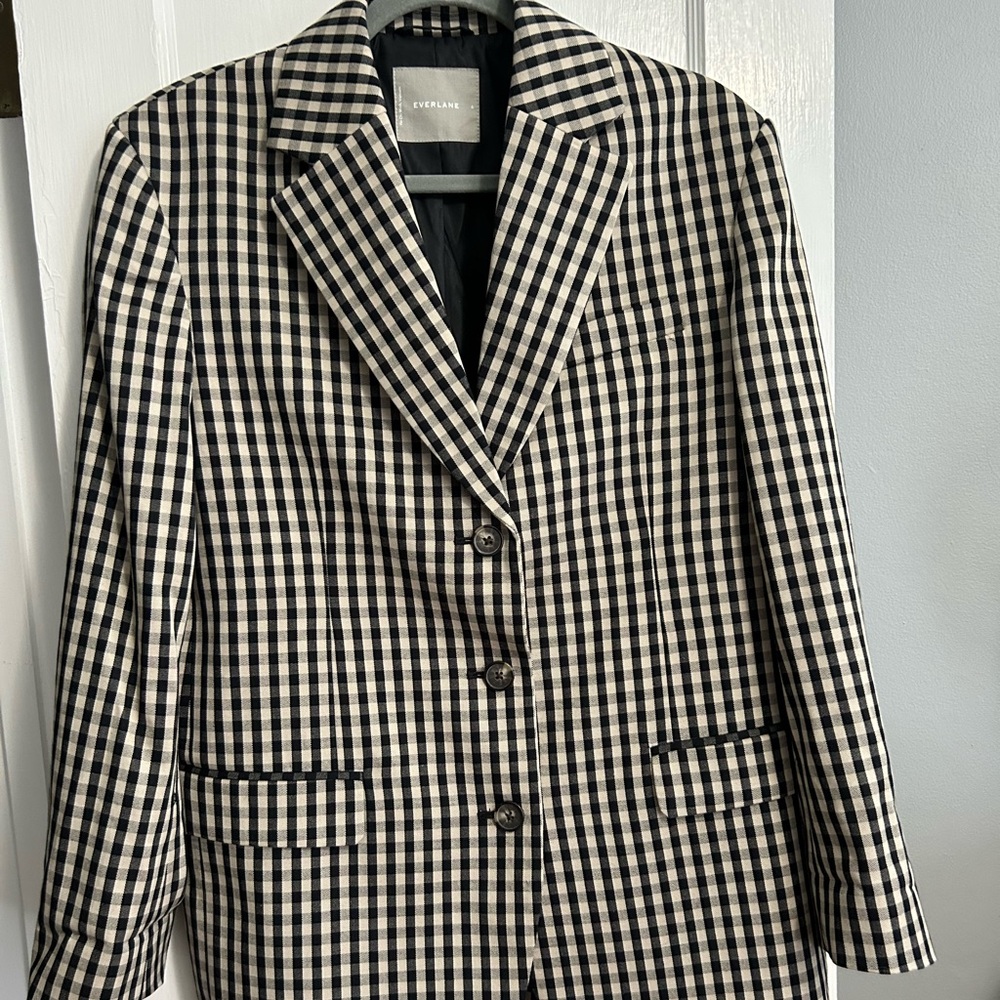 Everlane The ’80s Blazer in Khaki / Black